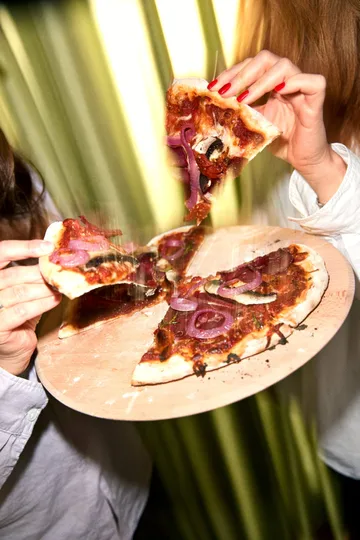 Grand Cru pizzabrett og pizzaskjærer - Bøk, Ø35 cm - Rosendahl