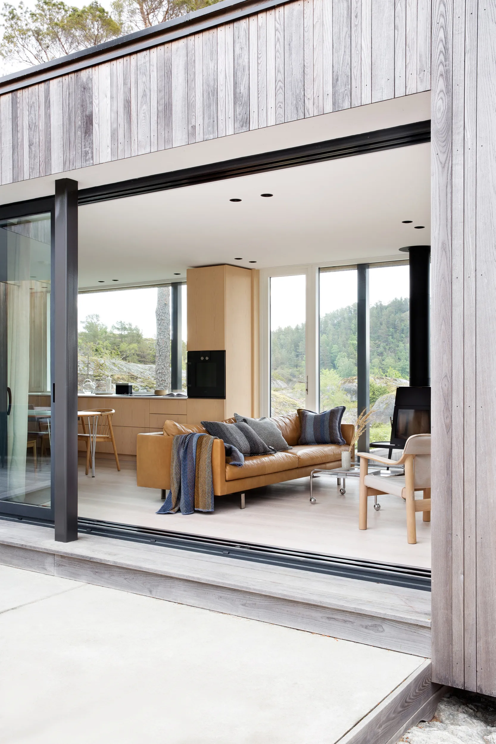 Fri pute 60x60 cm, November view Røros Tweed