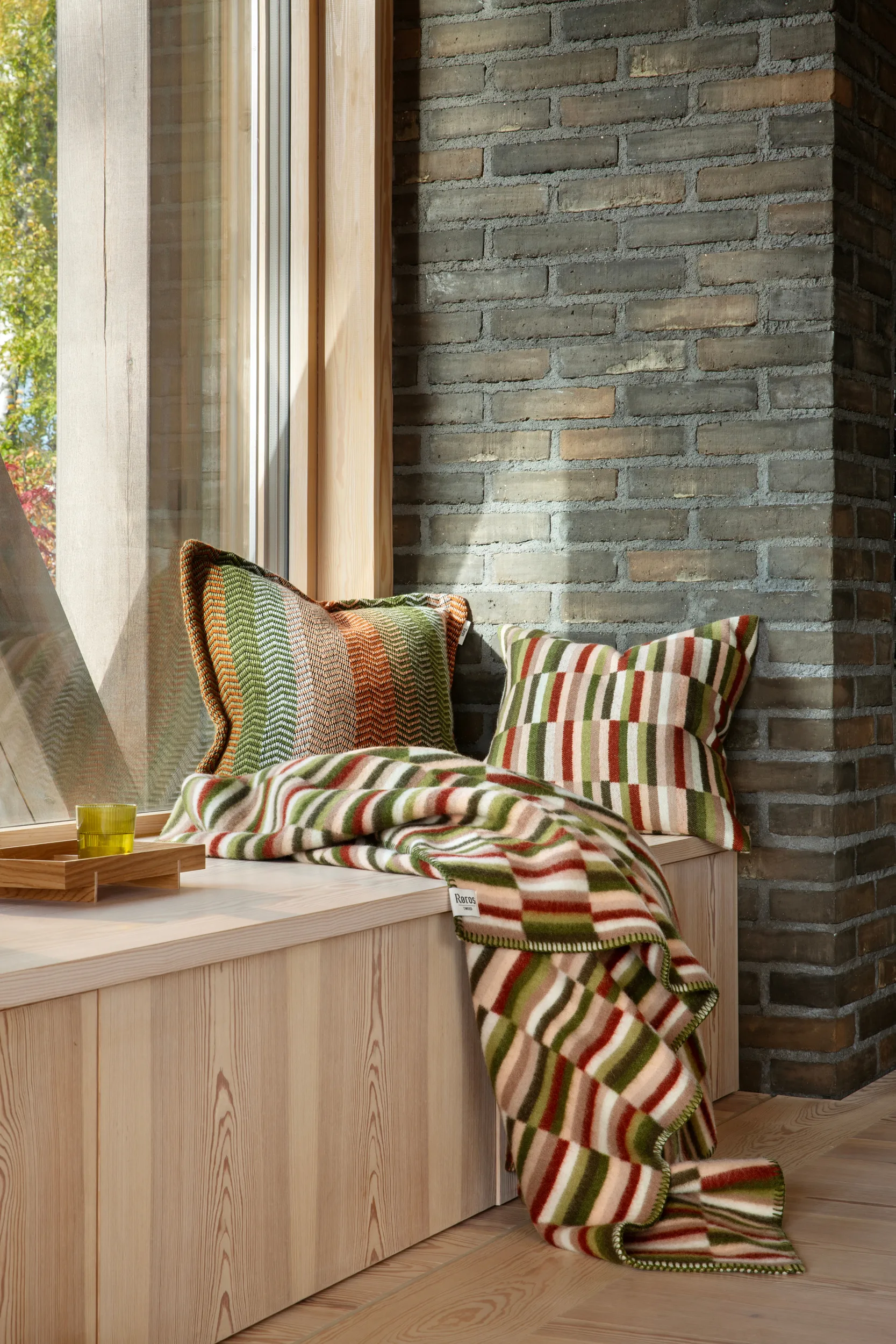 Ida teppe 135x200 cm, Olive burgundy Røros Tweed