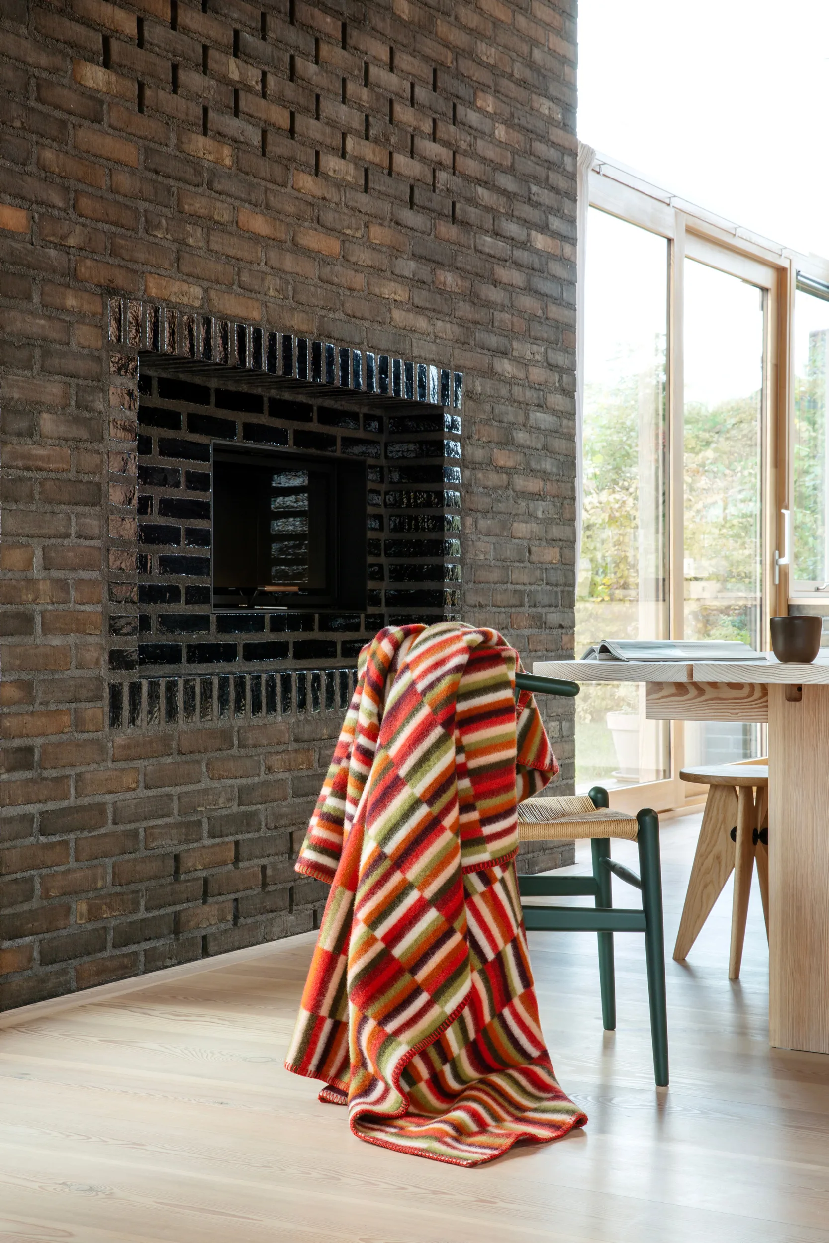 Ida teppe 135x200 cm, Red shades Røros Tweed