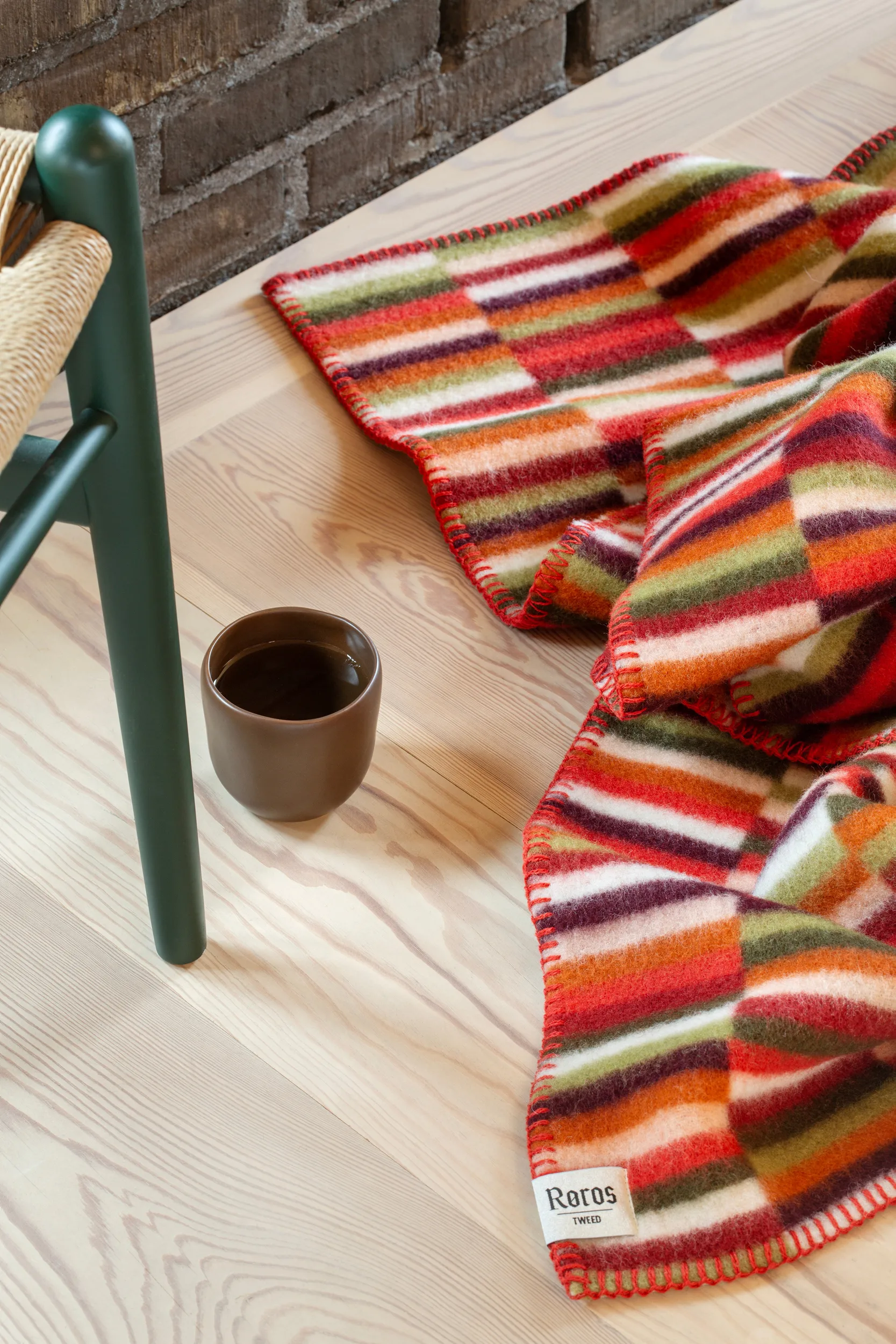 Ida teppe 135x200 cm, Red shades Røros Tweed