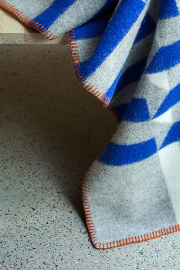 Kvam teppe 135x200 cm, Blue Røros Tweed