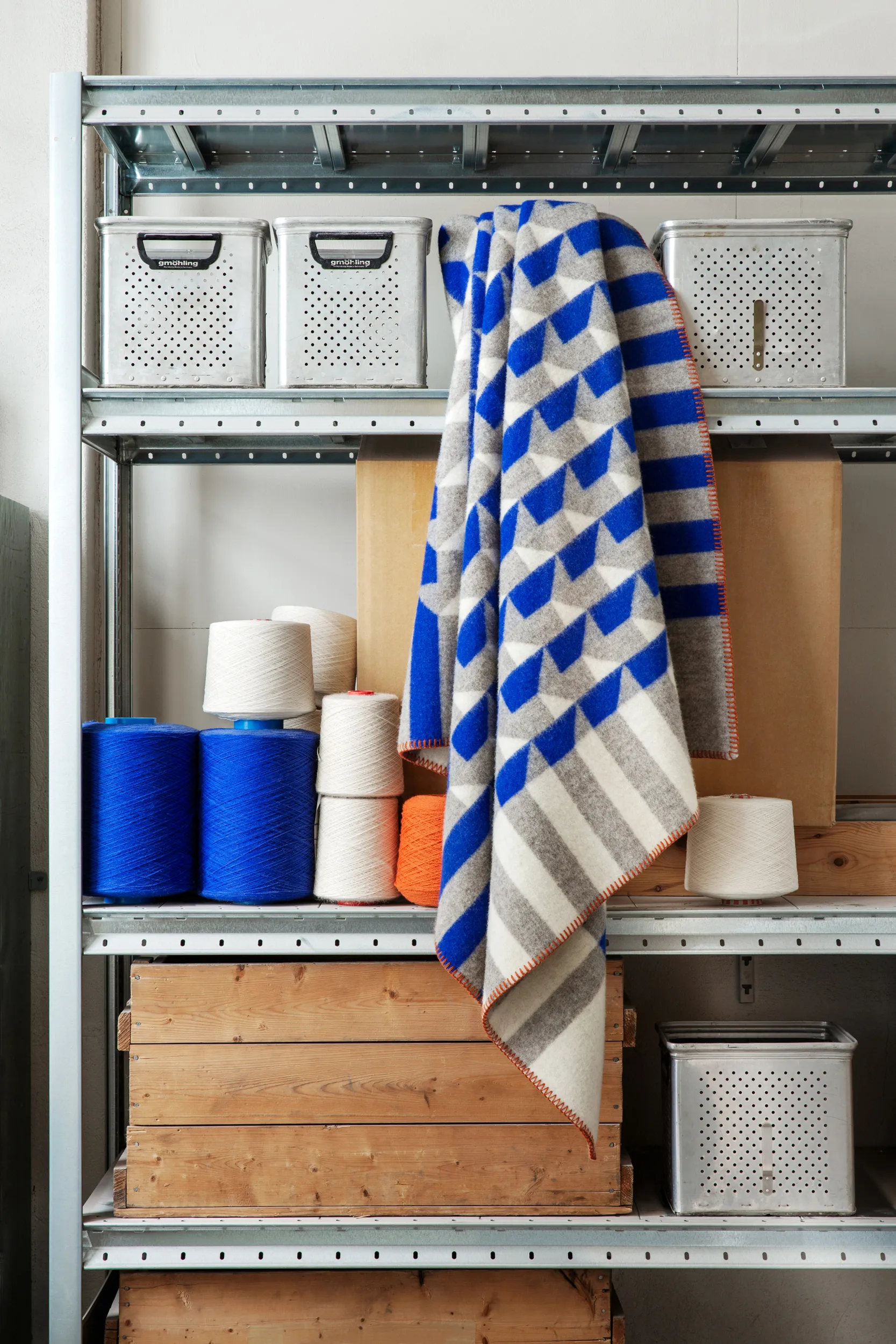 Kvam teppe 135x200 cm, Blue Røros Tweed