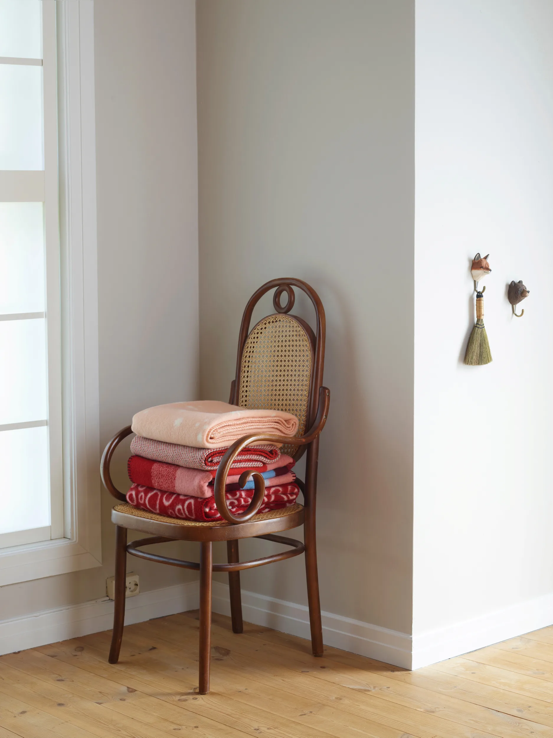 Mikkel teppe 135x200 cm, Red Røros Tweed