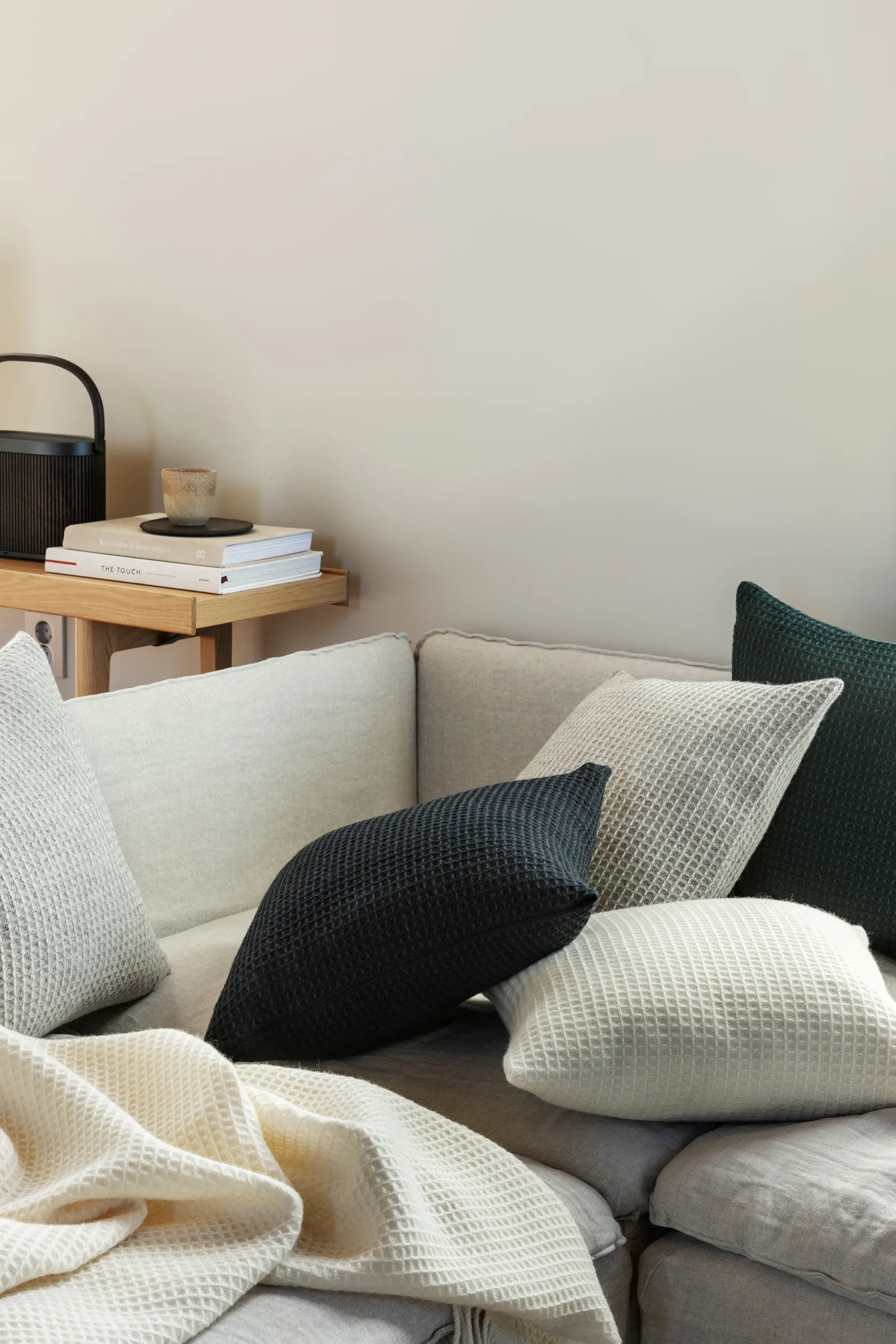 Vega pute 50x50 cm, Natural Røros Tweed