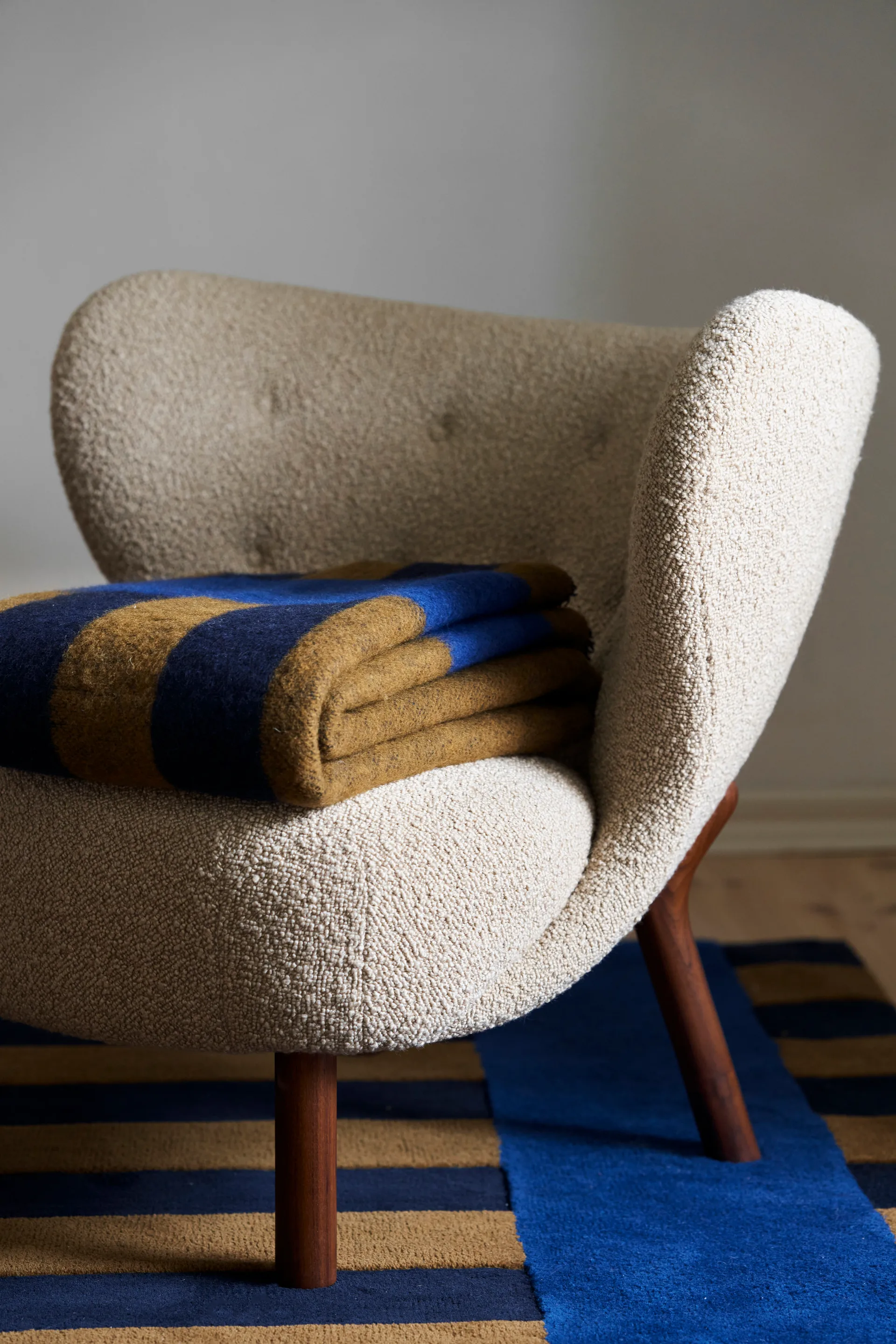 Aisles ullpledd 130x180 cm, Blå Scandi Living