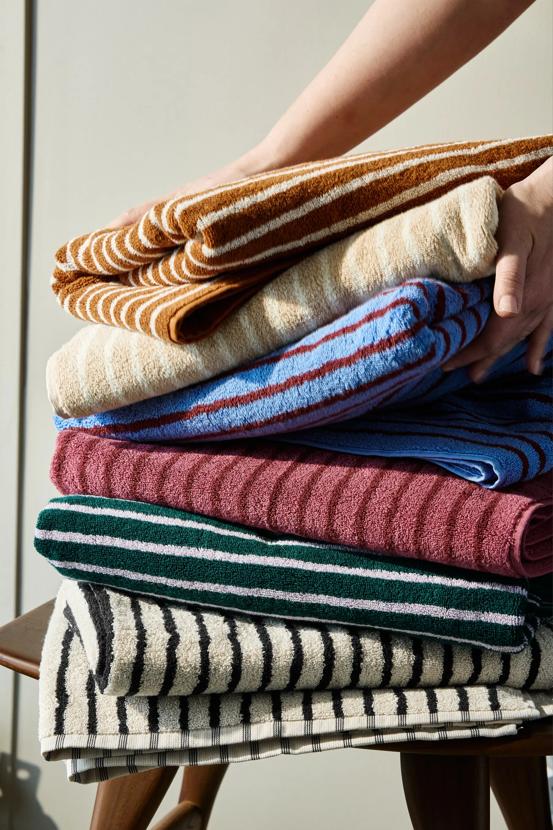 Drift badehåndkle 70x140 cm, Hvit-svart Scandi Living