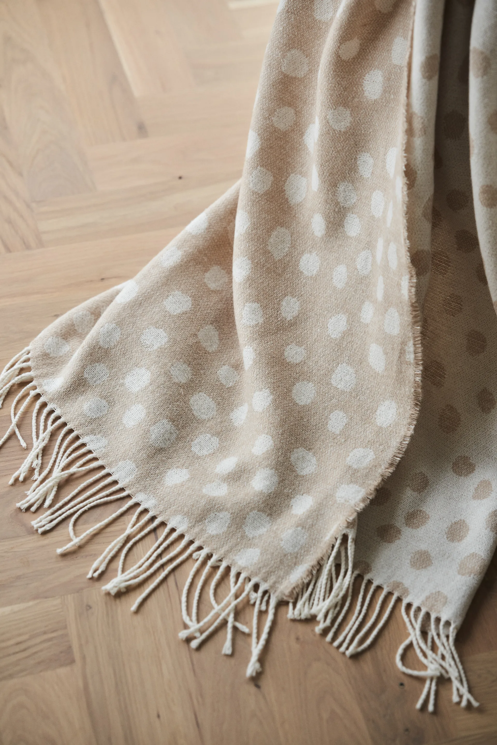 Droplets bomullspledd 130 x 185 cm, Beige Scandi Living