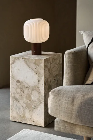 Fair portabel bordlampe - Frosta glass-mørkbeiset ask - Scandi Living