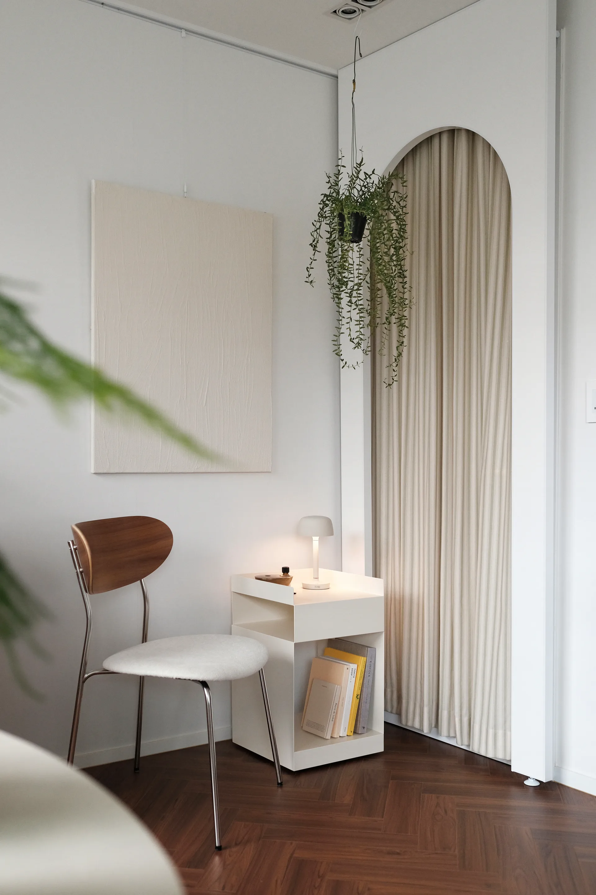 Halo bærbar bordlampe 25,5 cm, White Scandi Living