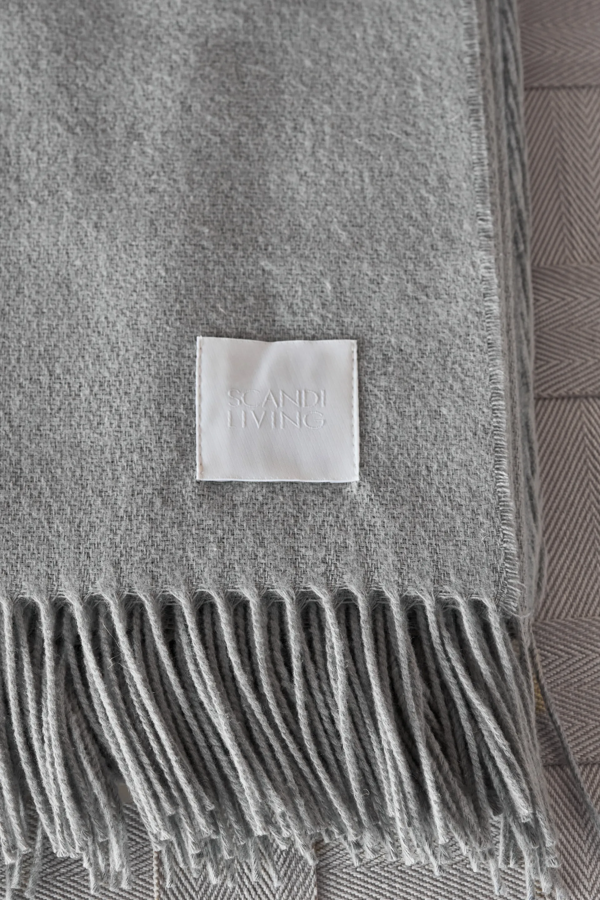 Loom bomullspledd 125x170 cm, Fog Scandi Living