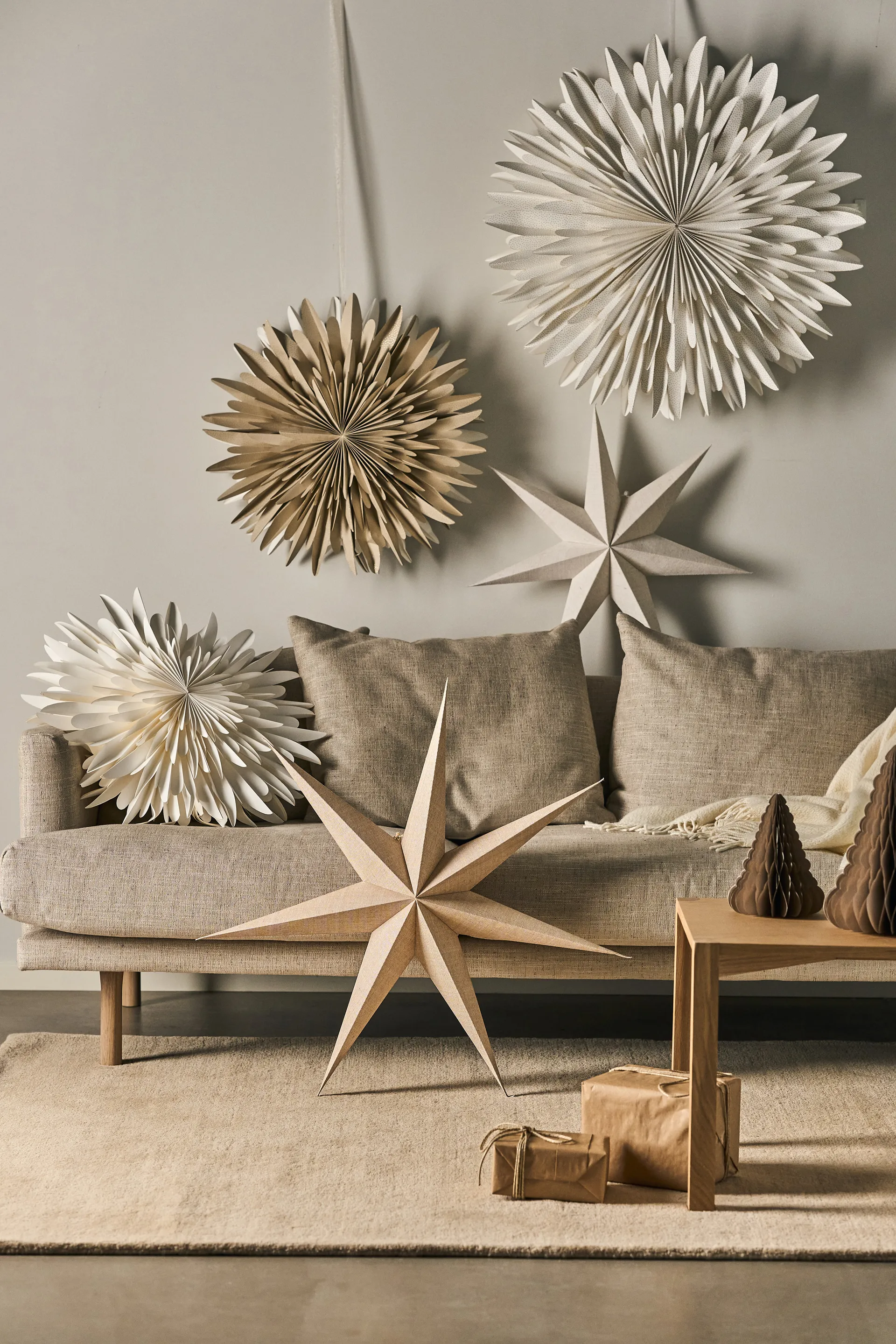 Luna adventsstjerne Ø80 cm 2-pakning - Hvit med prikker,  Scandi Living
