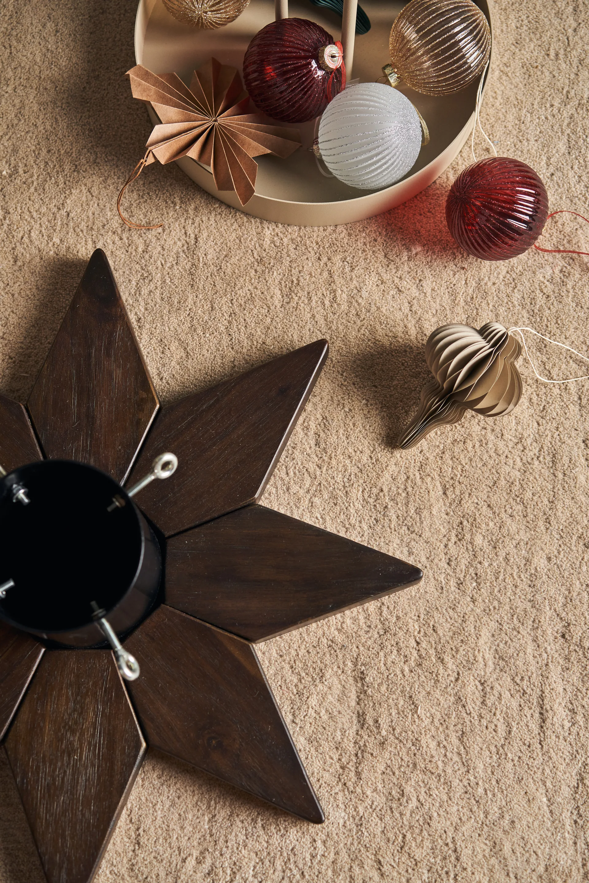 Norr juletrefot, Mørkbeiset Scandi Living