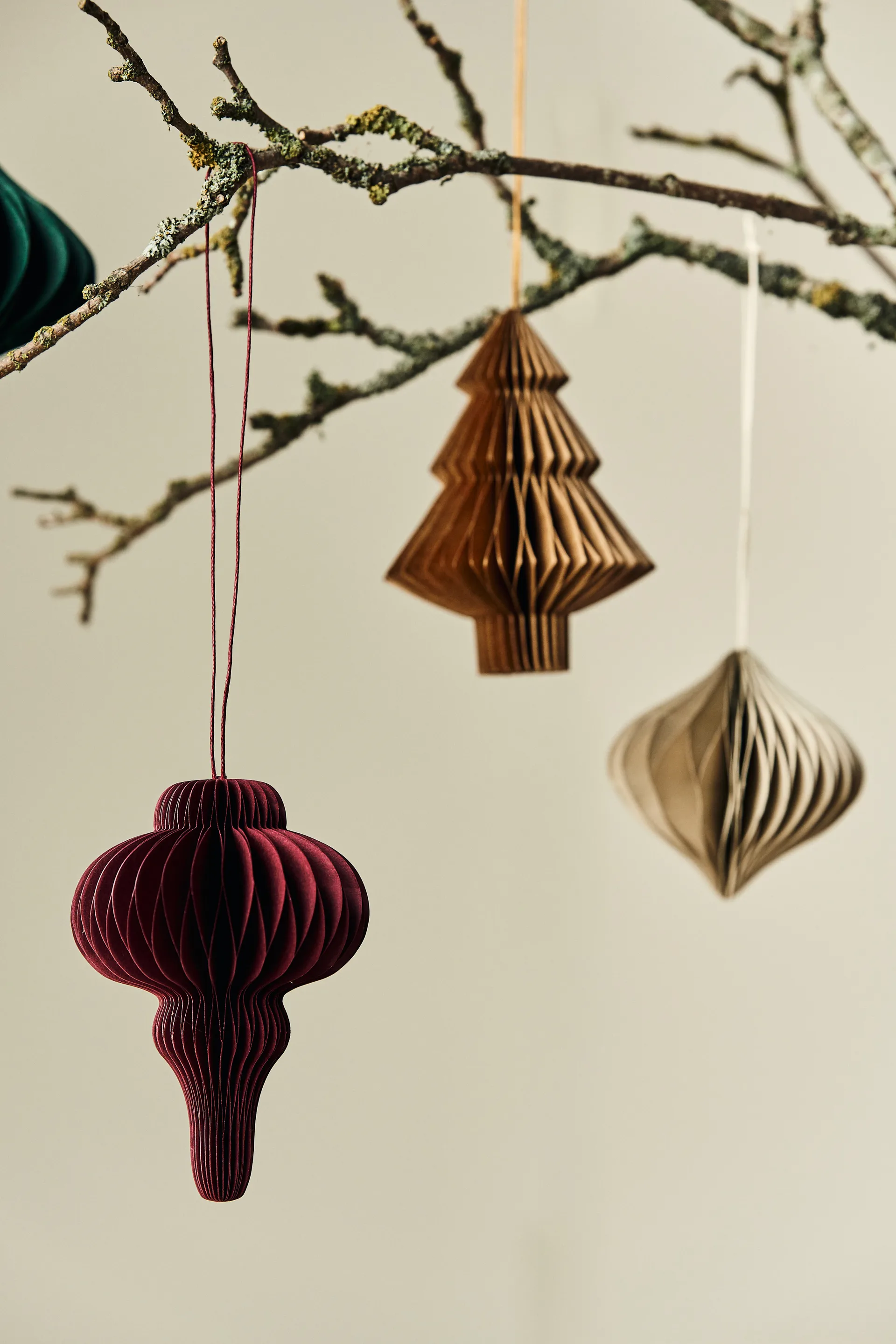 Spira juletrekuler 4-pakning, Red Scandi Living