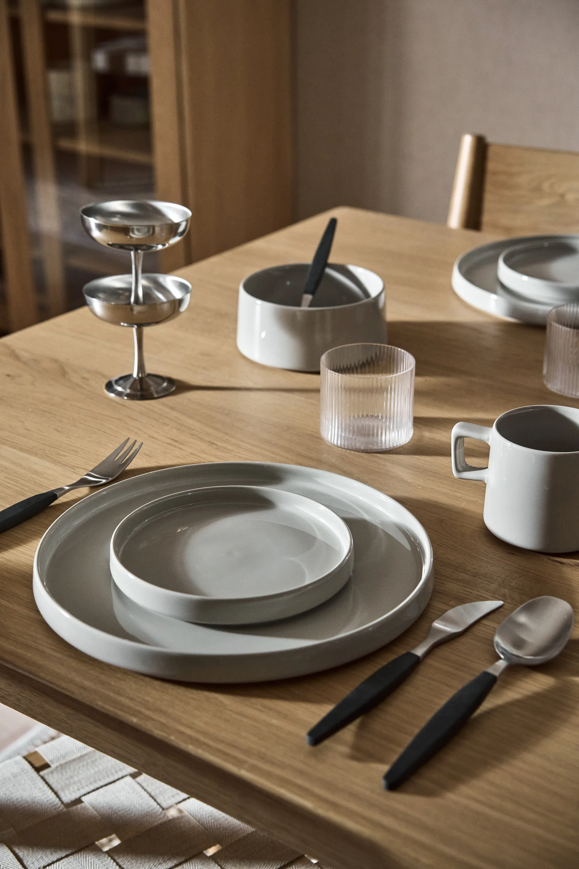 Taper servisesett 12 deler - Lysegrå,  Scandi Living