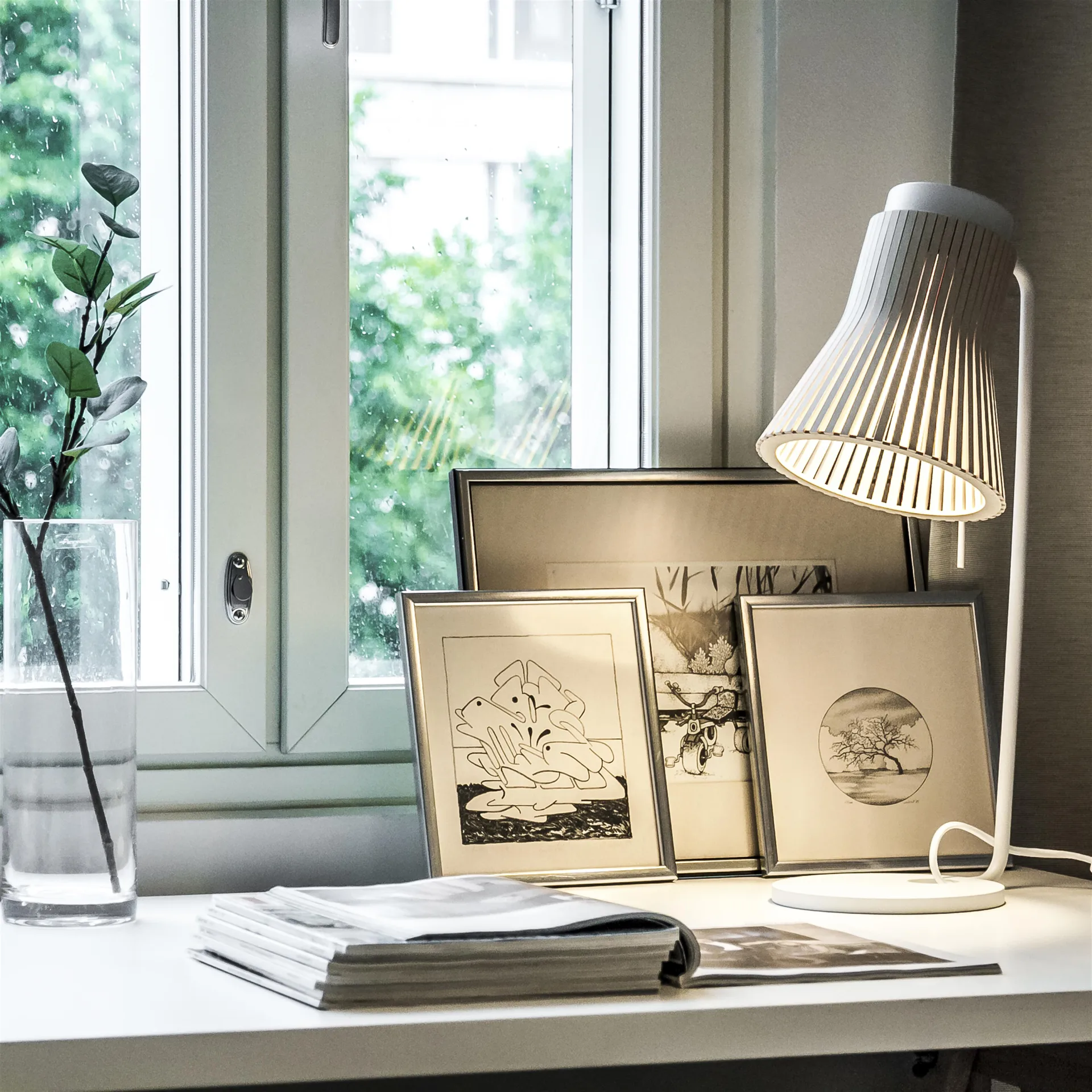 Petite 4620, bordlampe, white laminated Secto Design