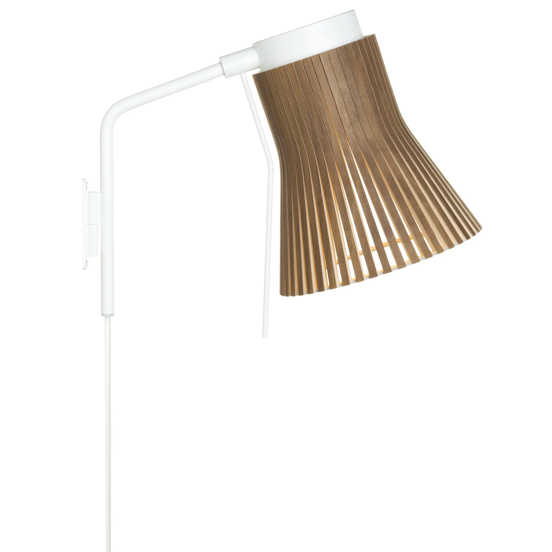 Petite 4630, vegglampe, walnut veneer Secto Design