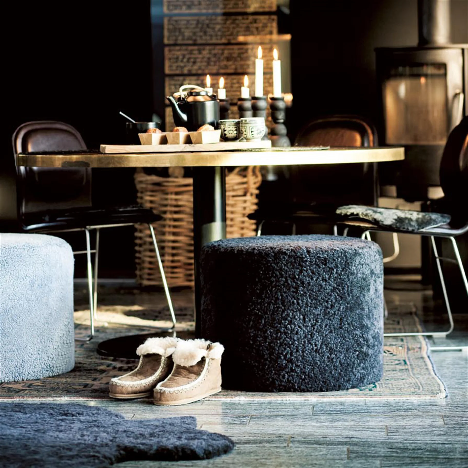 Shepherd puff Frida, svartgrafitt Shepherd of Sweden