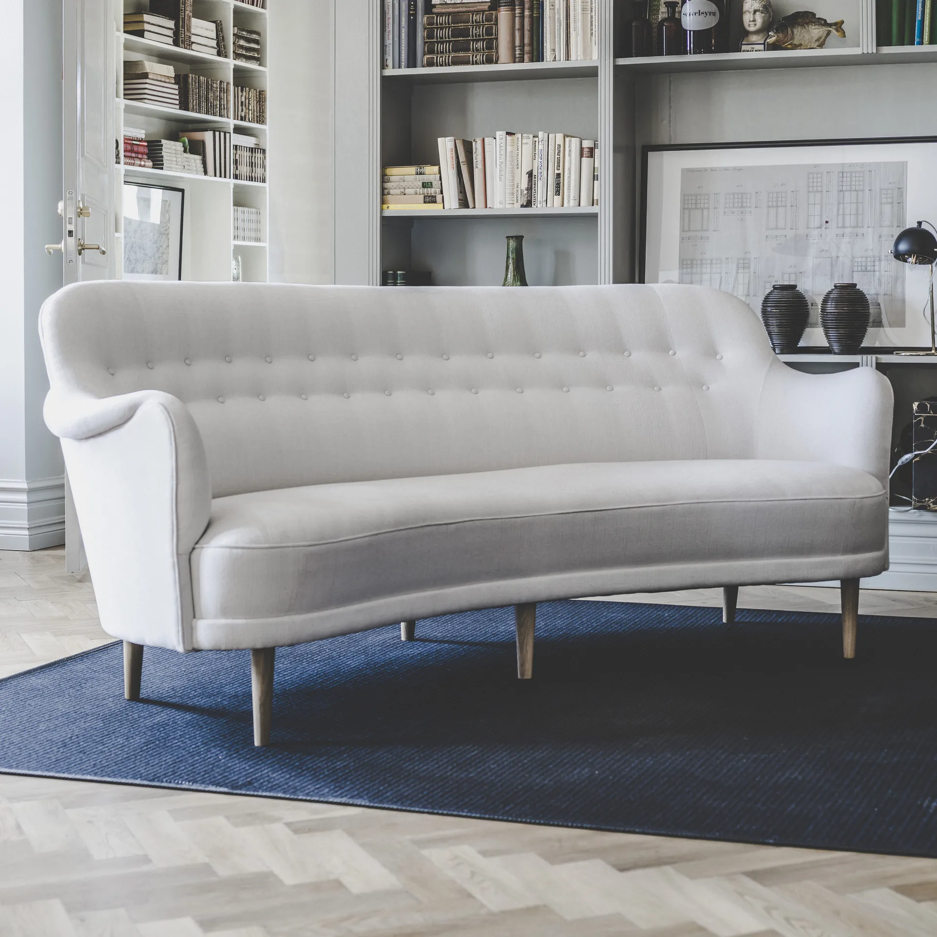 Runde Samsas sofa, stoff rami 6810 natur, elfenben Sjögren