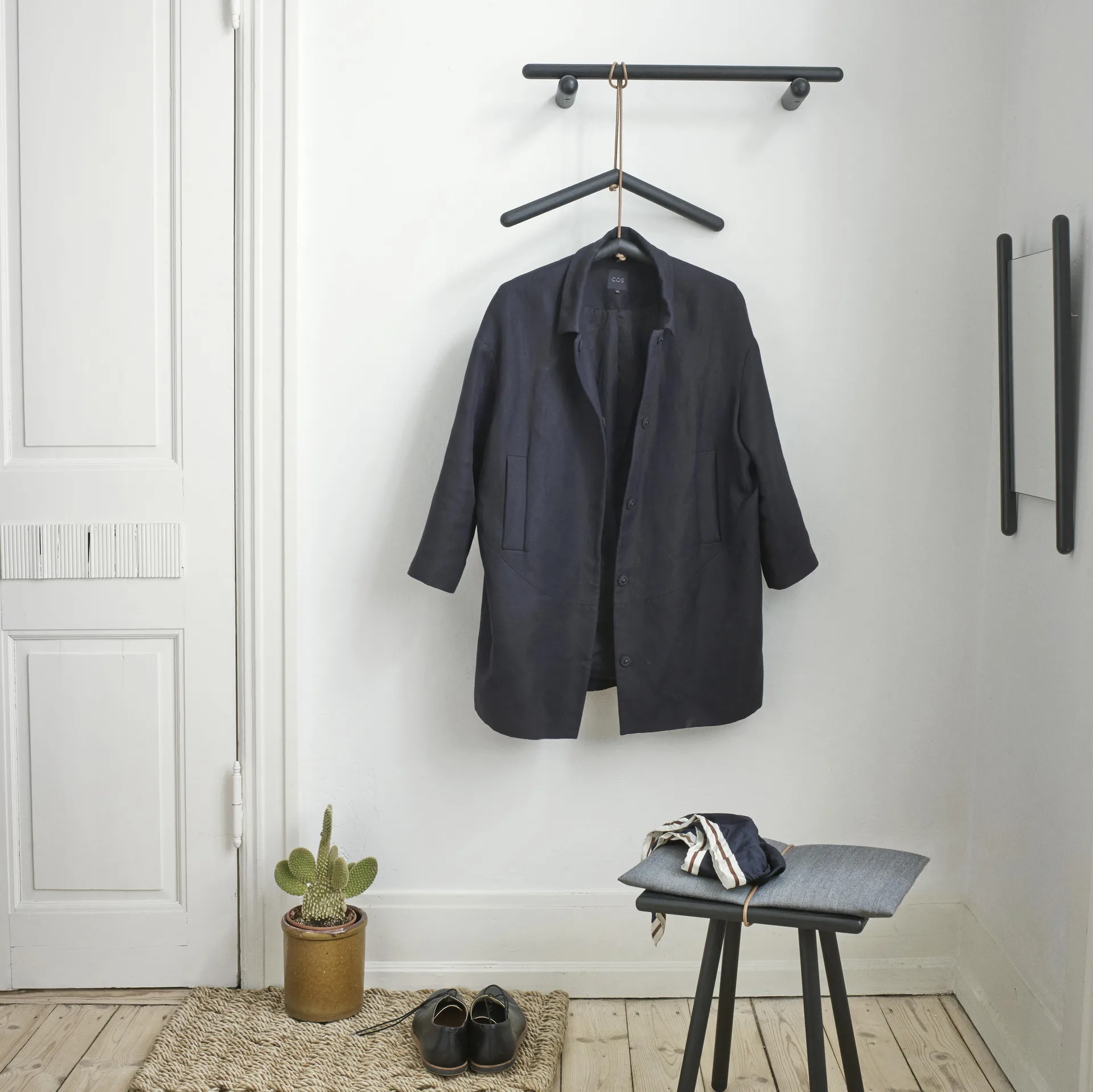 Georg krakk, svartlakkert eik Skagerak