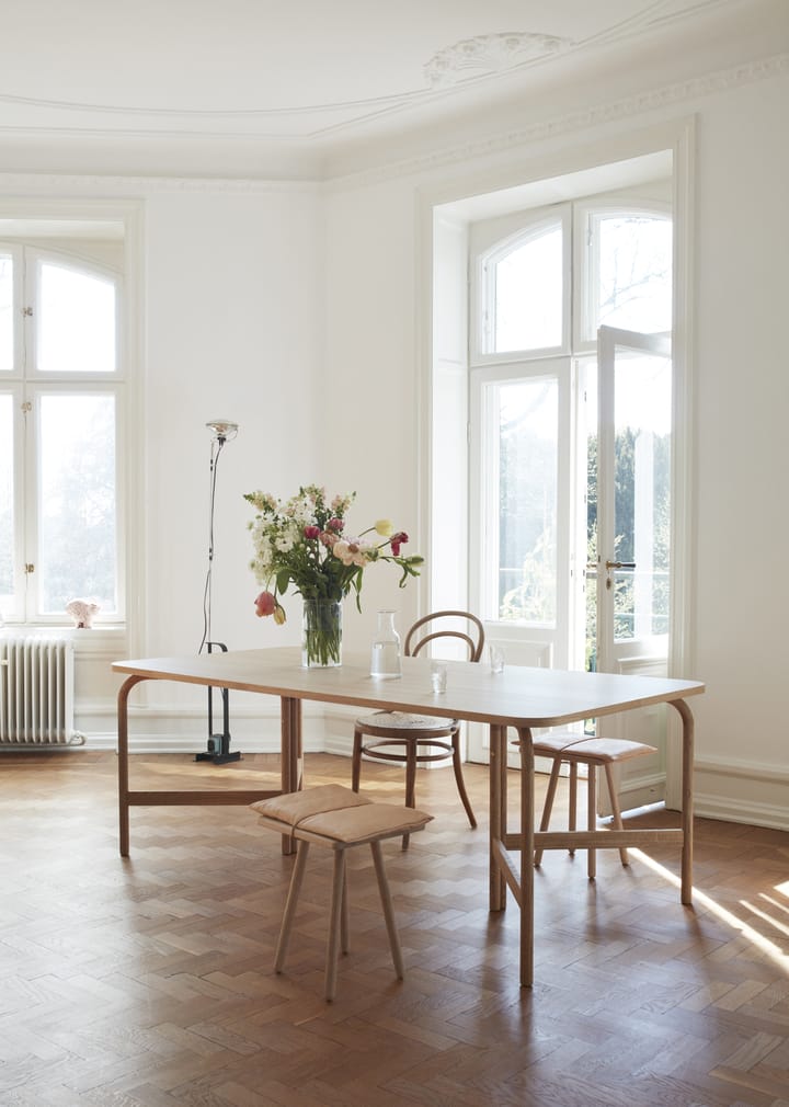 Georg lærpute med stropp til krakk/barstol, Beige-brun Skagerak