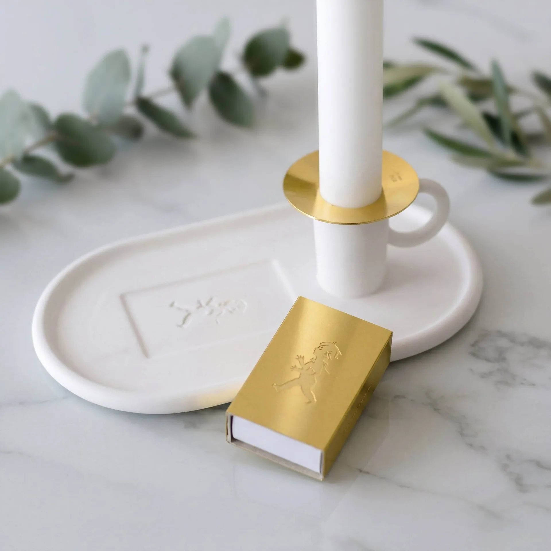 Kammakarlysestake med fyrstikketui, Hvit Solstickan Design