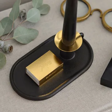 Kammakarlysestake med fyrstikketui - Solstickan kammerlysestake inkl. fyrstikketui - Solstickan Design
