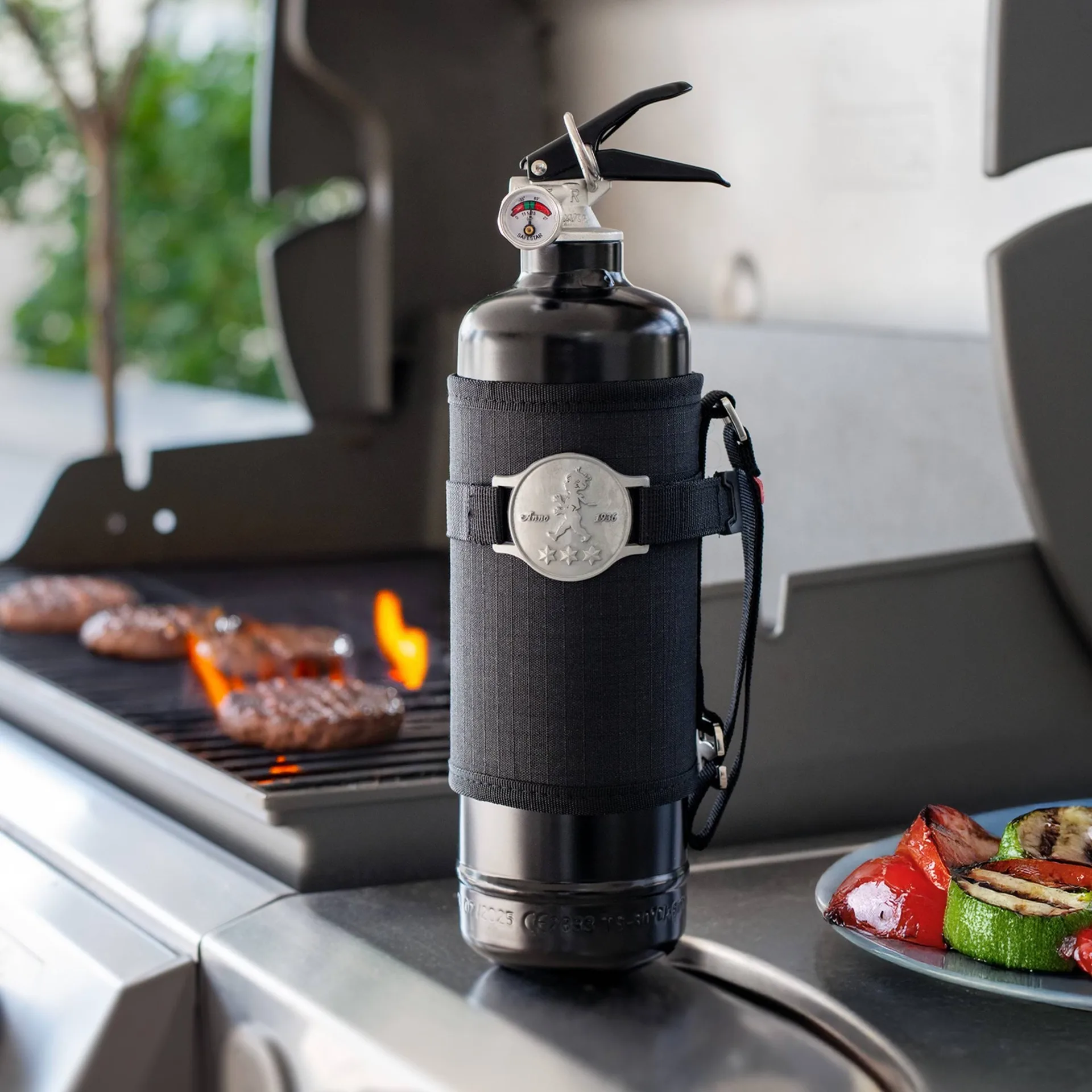 Solstickan brannslukker 1 kg, Outdoor edition, Svart Solstickan Design