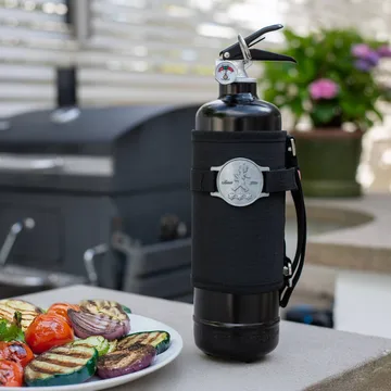 Solstickan brannslukker 1 kg, Outdoor edition - Svart - Solstickan Design