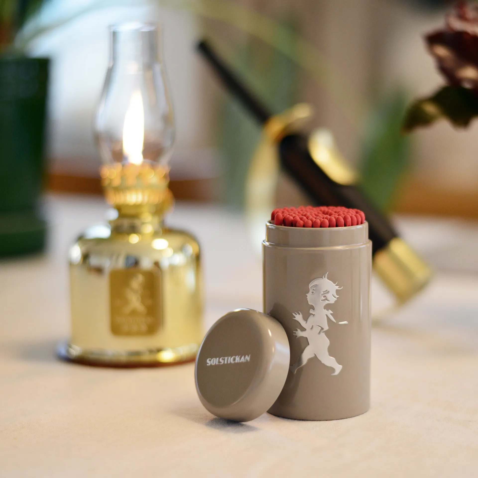 Solstickan rør med fyrstikker 100-pk, Sand Solstickan Design