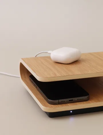 Ro trådløs lader - Oak - Stelton