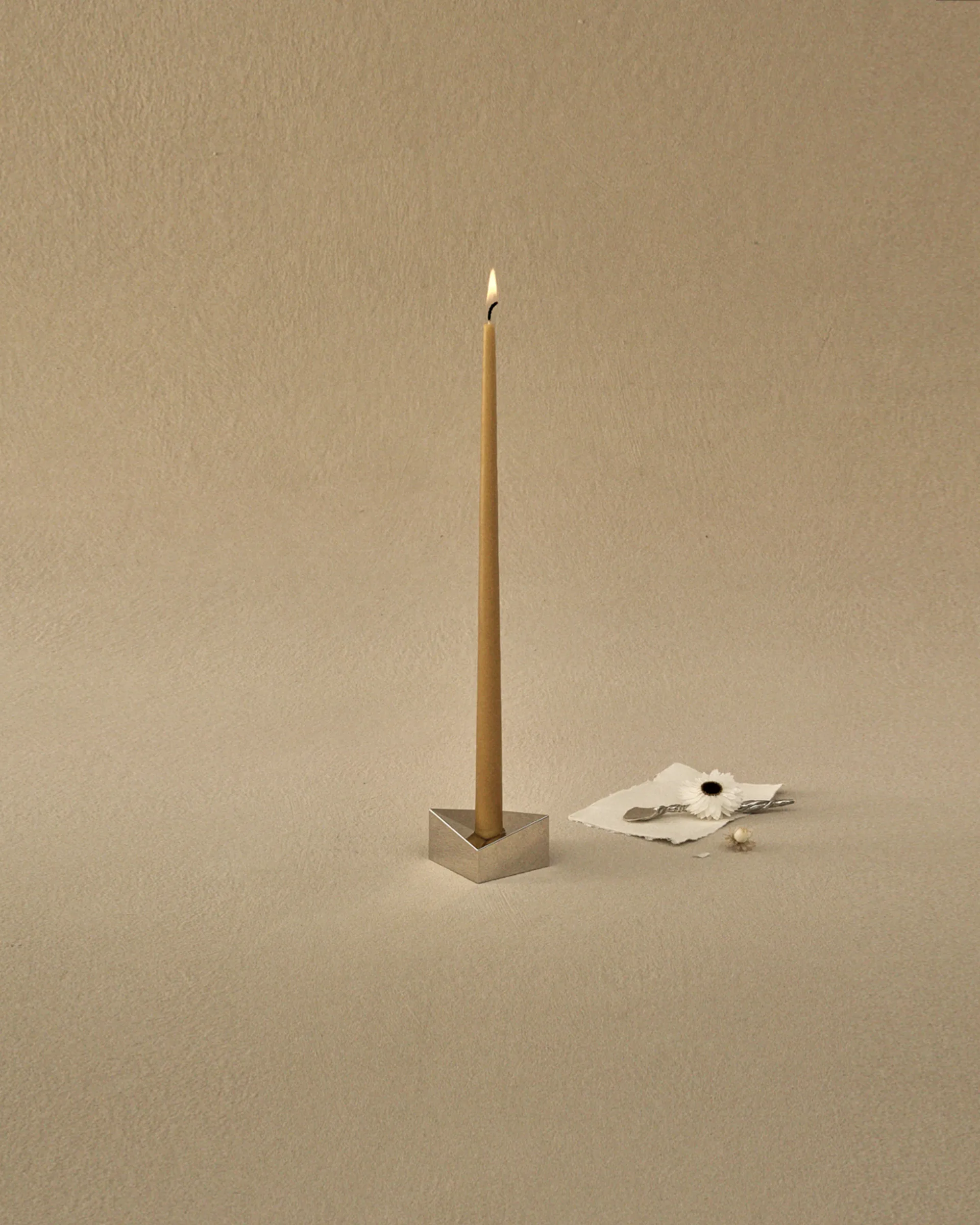 STOFF Nagel antikklys by ester & erik 6-pack, Mustard STOFF Nagel