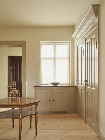 STOFF Nagel lysestake - Børstet messing - STOFF Nagel