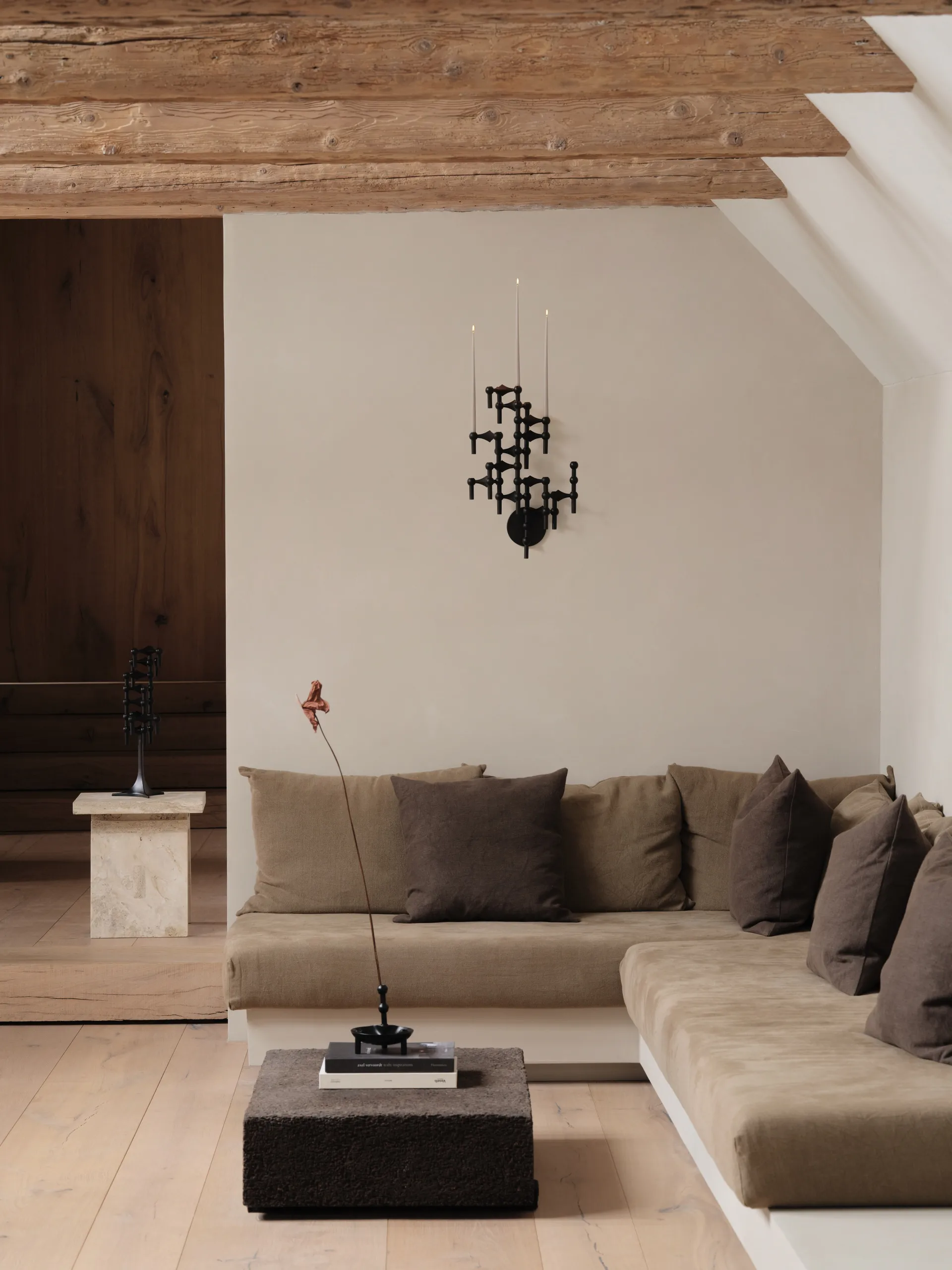 STOFF Nagel vase, Svart STOFF Nagel