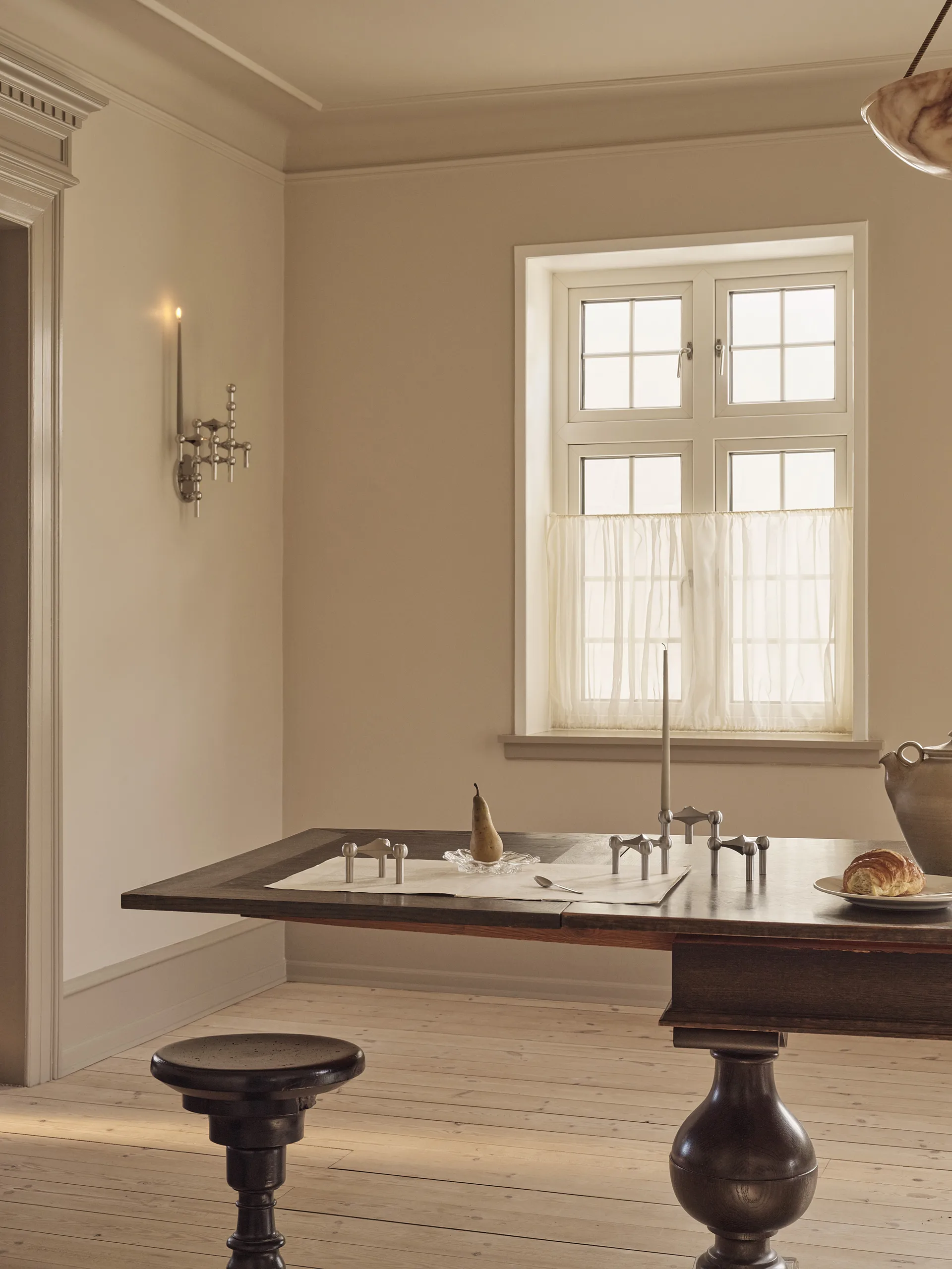 STOFF Nagel lysestake, Børstet krom STOFF