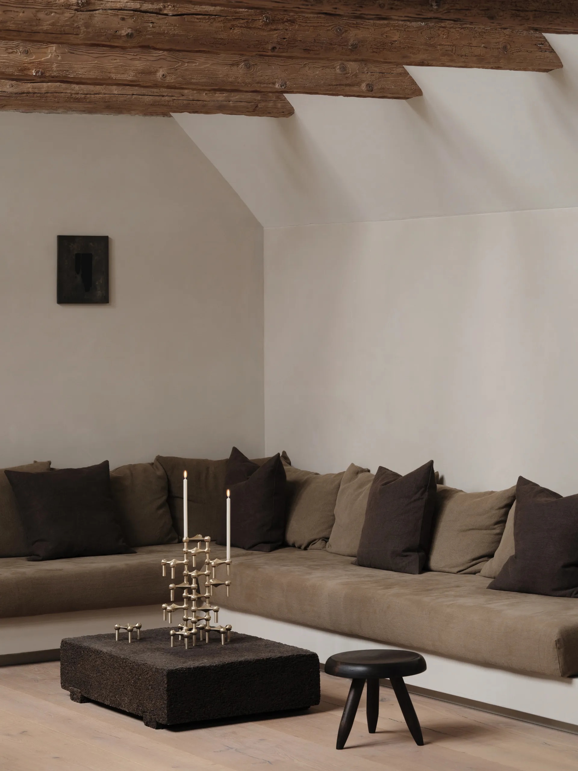 STOFF Nagel lysestake, Børstet messing STOFF