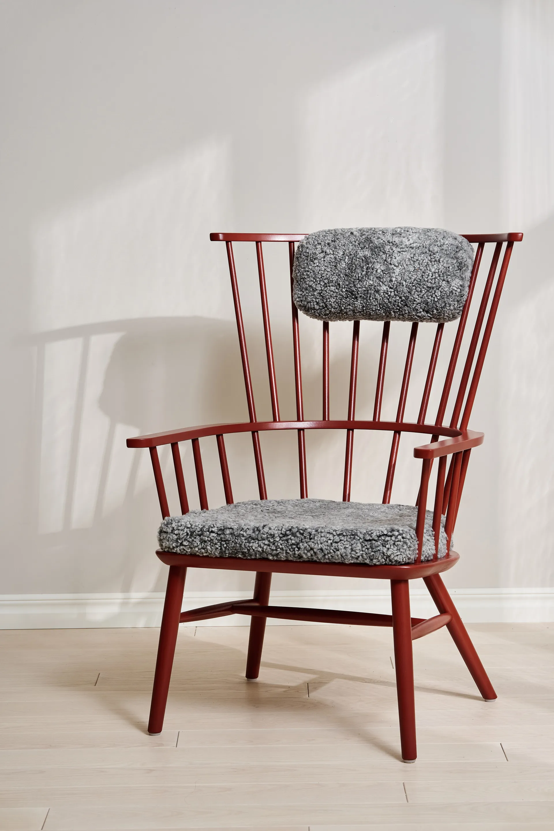 Henriette lenestol pute & nakkekudde Svenssons falurød-Scandinavian grey Stolab