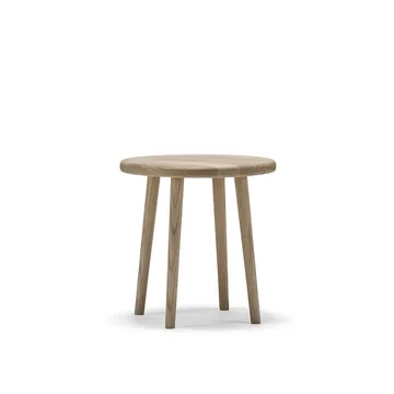 Miss Button rund krakk - Eik hvitoljet, lav, Ø44x45 cm - Stolab