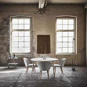 Miss Tailor bord Ø 130 cm - Bjørk lys mattlakkert - Stolab