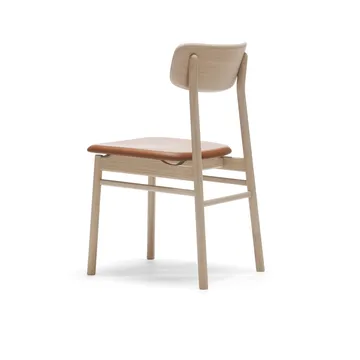 Prima Vista stol lys mattlakkert eik - Skinn Elmosoft 43807 cognac - Stolab