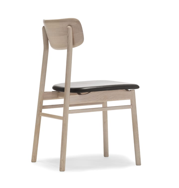 Prima Vista stol lys mattlakkert eik - Skinn elmotique 99001 sort - Stolab