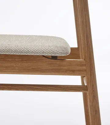 Prima Vista stol oljet eik - Tekstil Atto Driftwood V3576/01 grå - Stolab