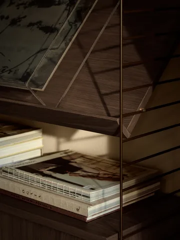 String hylleplate metall - Mørk brun, 58x30, lav kant - String