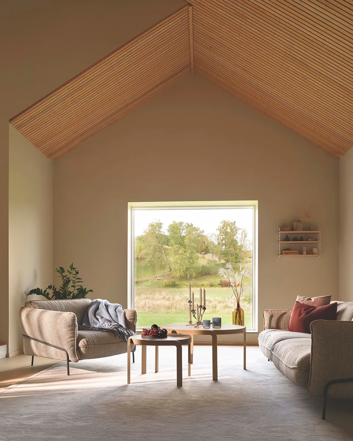 Continental lenestol, Sealife Light beige/white-svartlakkert stål Swedese