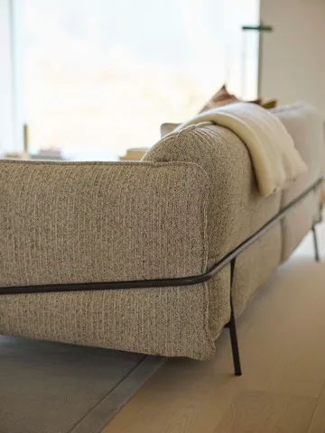 Continental sofa - Sealife Ivory/sand-svartlakkeret stål - Swedese