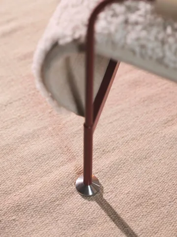 Serpentine lenestol - Saueskinn Espresso-krom-Tärnsjö Tobacco - Swedese