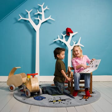 Tree klesstativ vegg - Eik klarlakk - Swedese