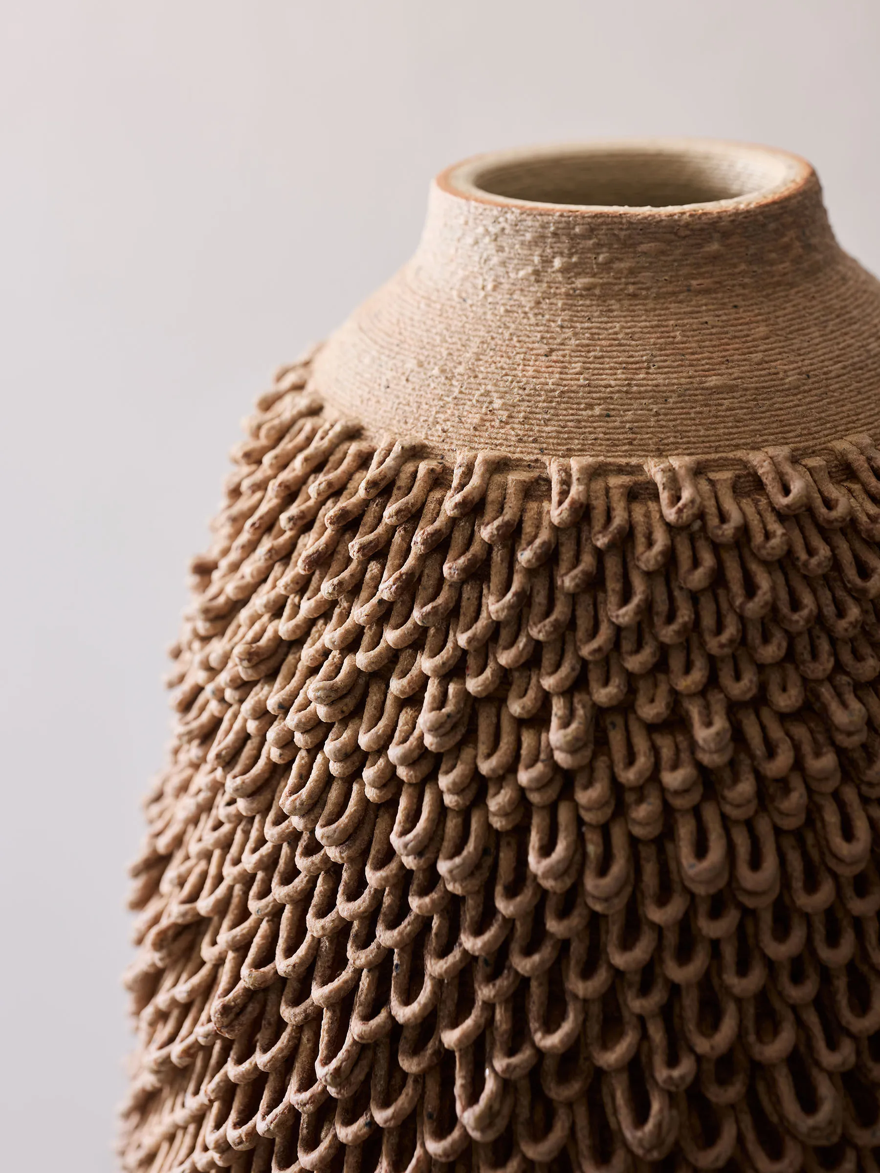 Aria vase small, Brun Tell Me More