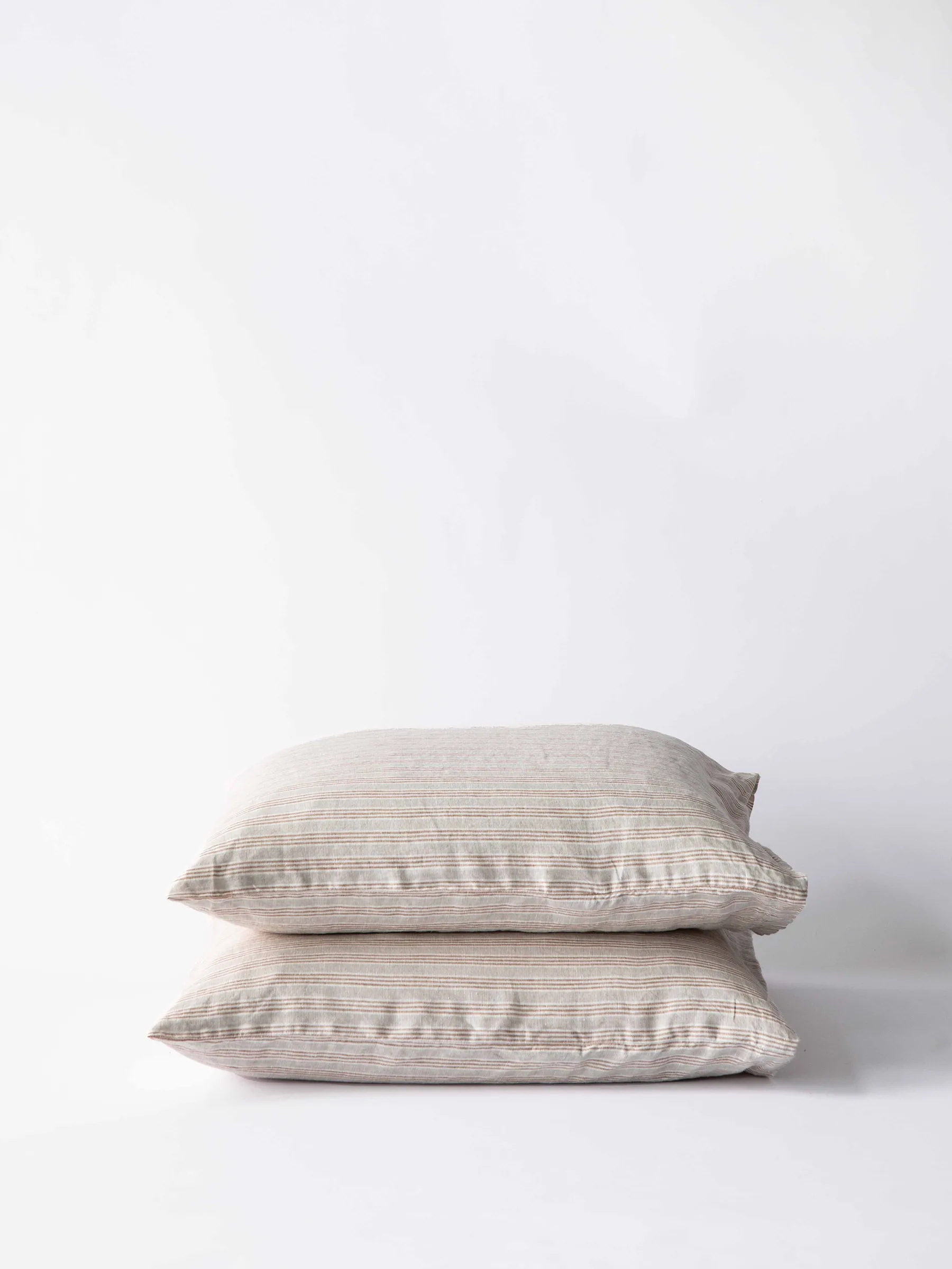 Stonewashed linen putevar 50 x 60 cm 2-pakning, Hazelnut stripe Tell Me More