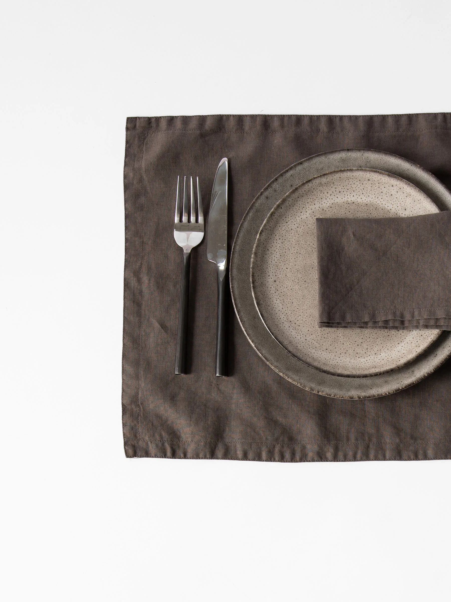 Tell Me More spisebrikke lin 35 x 50 cm, Taupe Tell Me More